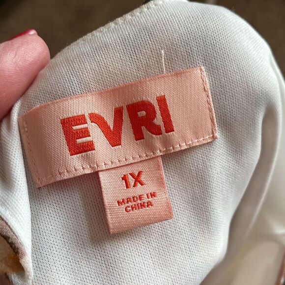 ❤️EUC EVRI Dress  (size 1X)❤️ - Picture 9 of 9